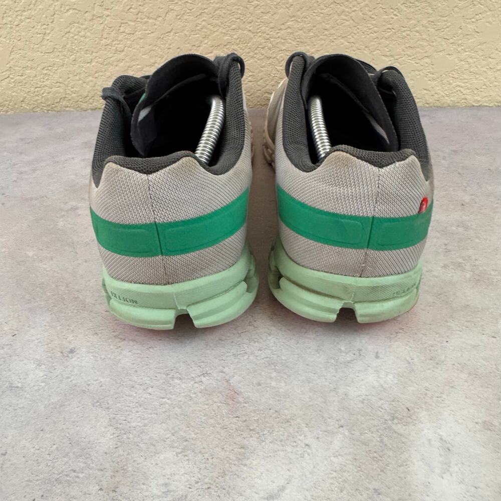 On Running Cloud Cloudflow Gray Size 9.5 Women's … - image 3
